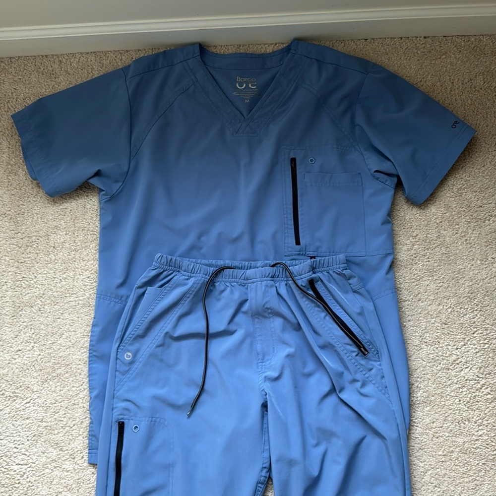 Barco One Men’s Scrub Set